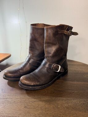 Frye Veronica Short Boots Size 6.5